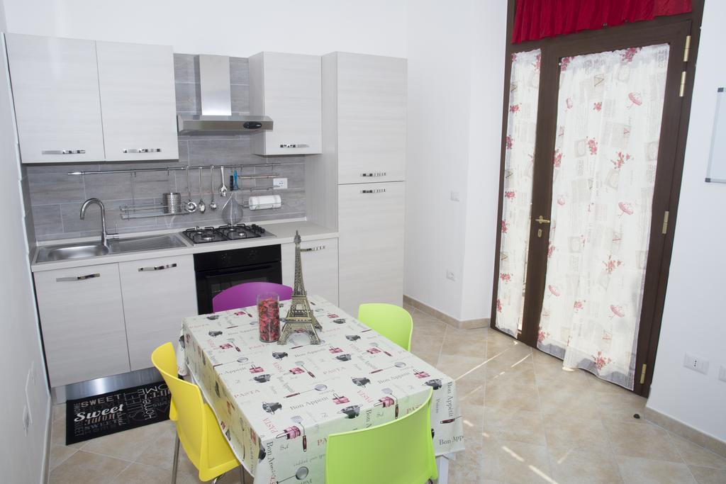 Apartamento La Casa Di Tina Colonnella Habitación foto