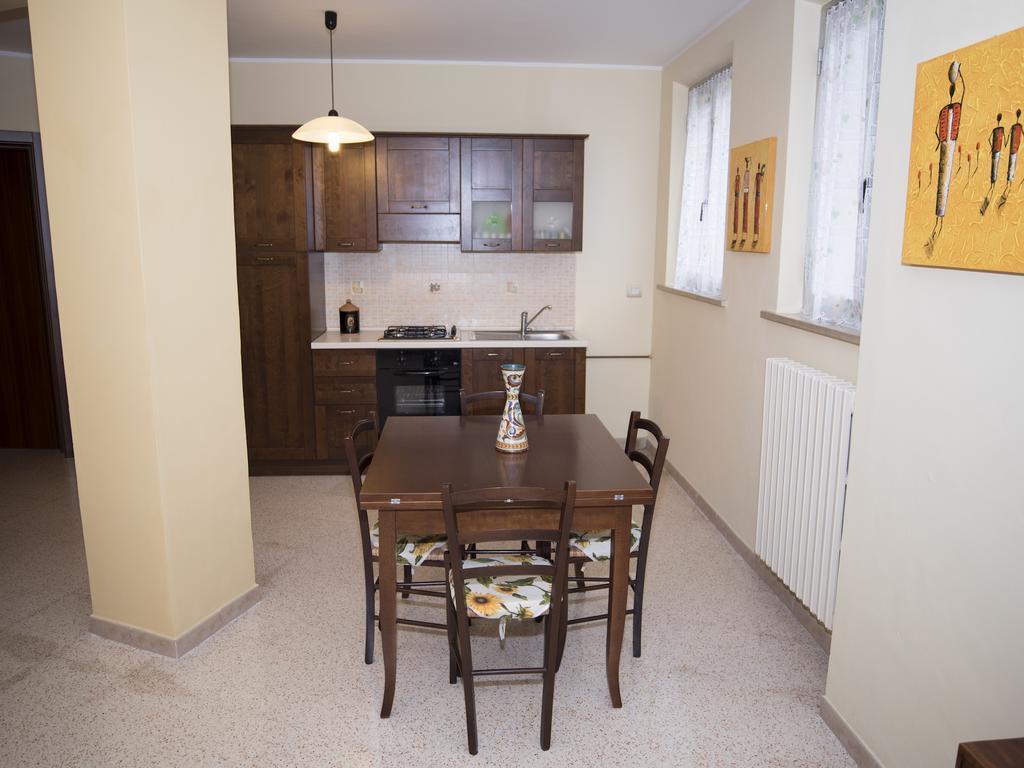 Apartamento La Casa Di Tina Colonnella Habitación foto